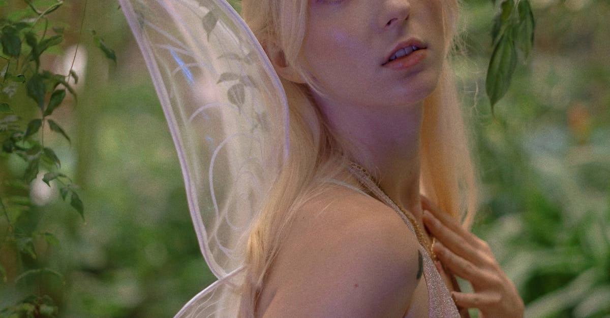 Мифологические мотивы в современной моде и стильных образах